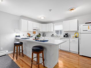 458 Thames St #A, Newport, RI 02840