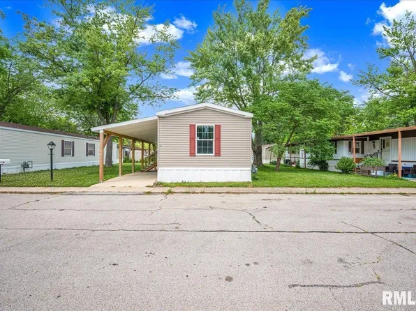 105 Mulberry Dr, Morton, IL 61550