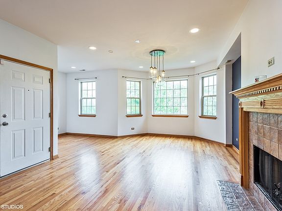 4th image of 4318 S Evans Ave APT 2