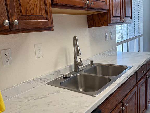 3rd image of 208 Nashville Ave APT C