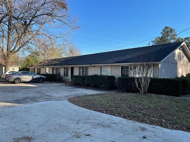 1st image of 101 Dellwood Cir