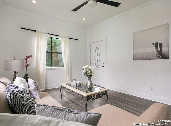 4th image of 606 Delmar St