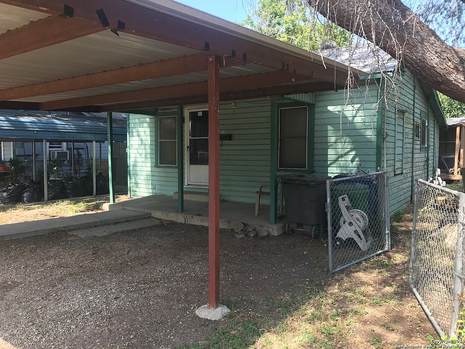 1st image of 115 LAVONIA PL