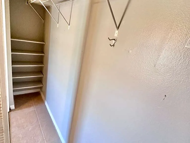 2835 Stoneway Ln #D — Photo 22