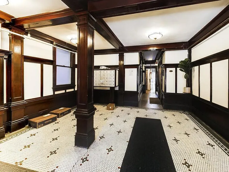 860 Bush Street — Photo 4