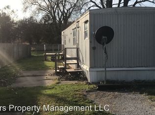 38 Danville St, Westville, IL 61883