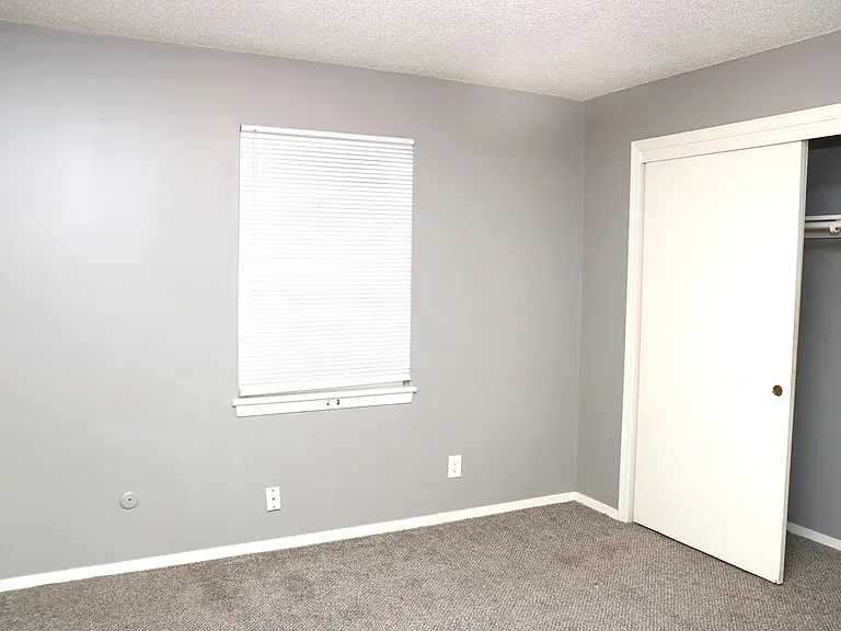 8201 Spring Valley Rd — Photo 4