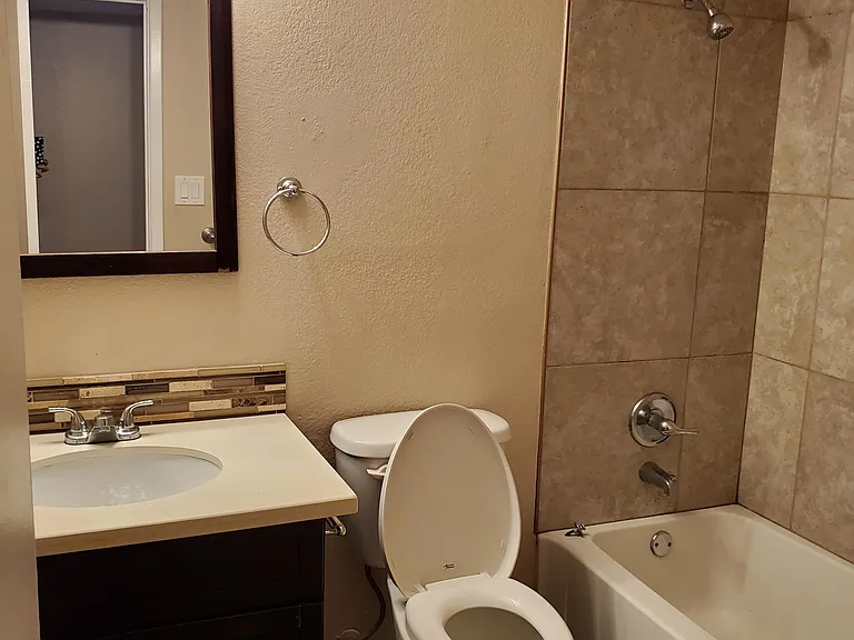 1719 E Gaylon Dr — Photo 13