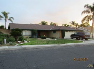 1508 8th Ave, Delano, CA 93215