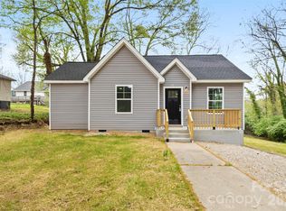 902 W 6th Ave, Gastonia, NC 28052