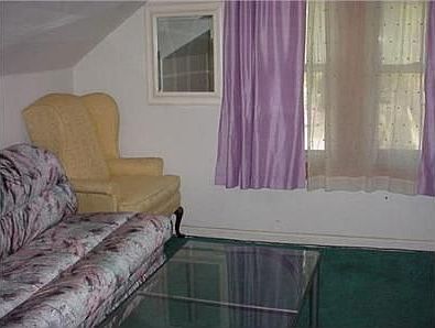 2nd image of 4907 Forster Ave