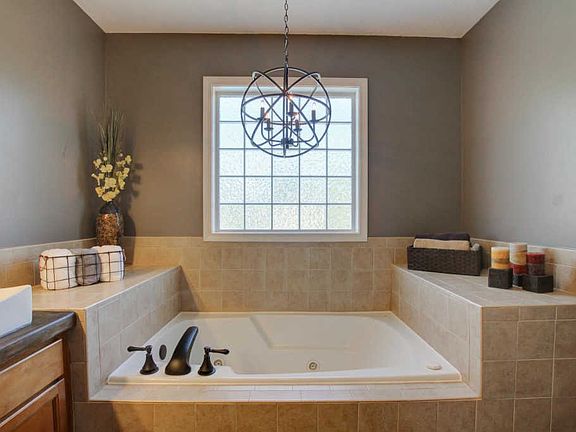 4th image of 1456 Cedar Springs Cir