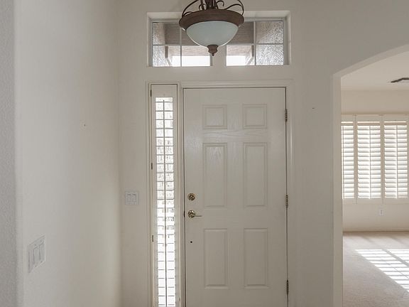 3rd image of 23802 S Glenburn Dr