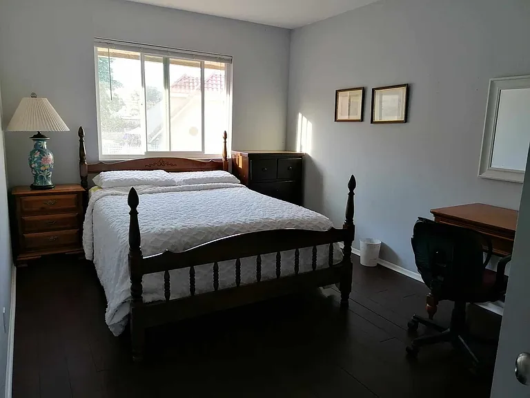 1671 E Kingsley Ave #B — Photo 11