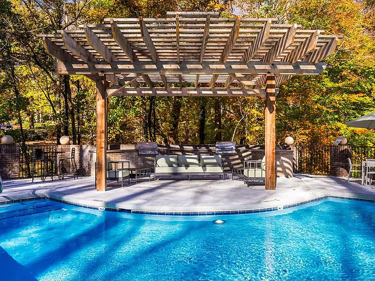 Resort-Style Pool