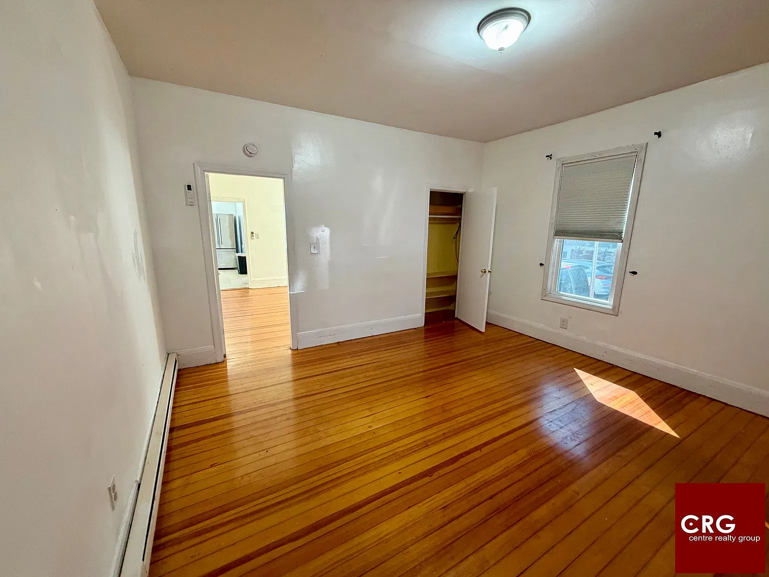 2 bed, 1.0 bath, 750 sqft, $3,000 — Photo 2
