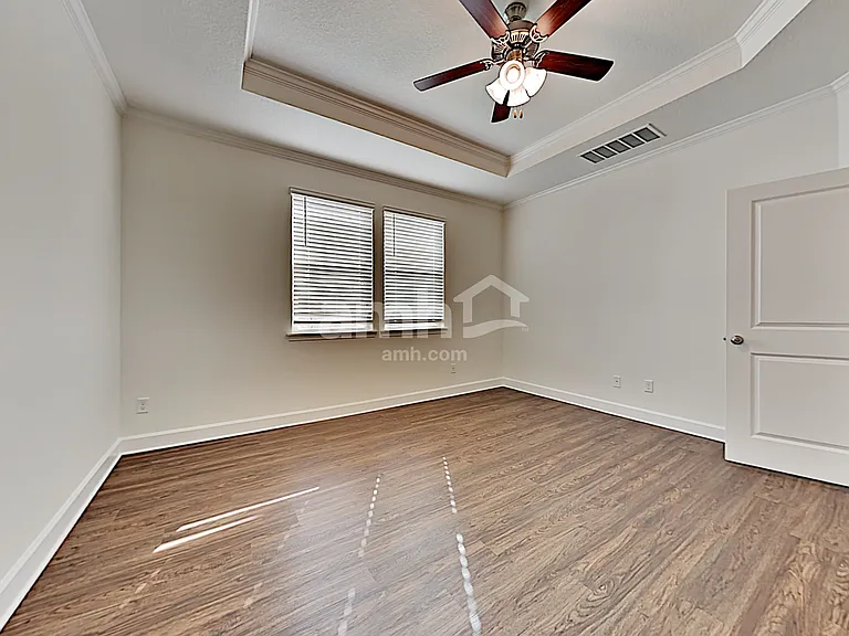 398 Sandstone Dr — Photo 17