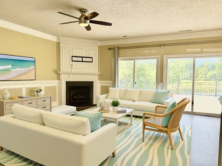 600 Canyon Lake Cir — Photo 3