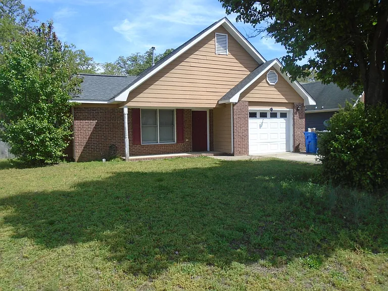 6334 Greycliff Dr — Photo 2