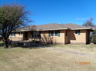 22661 E 1610th Rd, Snyder, OK 73566