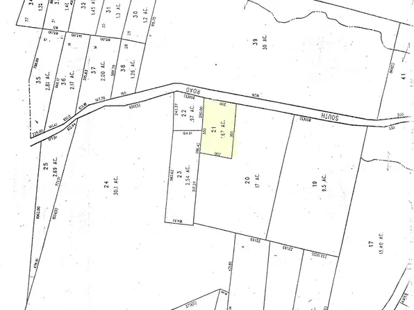 40 S Road Ext, Peru, MA 01235