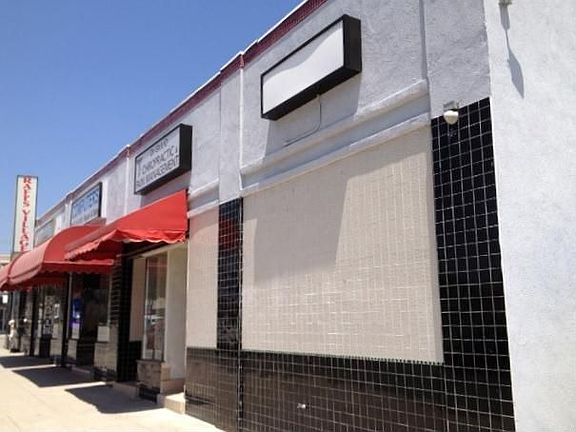 2nd image of 400 S Glenoaks Blvd