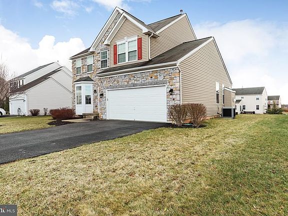 2nd image of 18250 Prestwick Dr