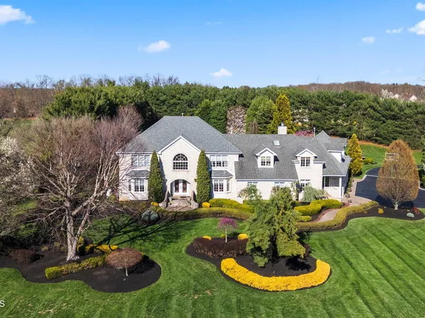 14 Joseph Street, Manalapan, NJ 07726