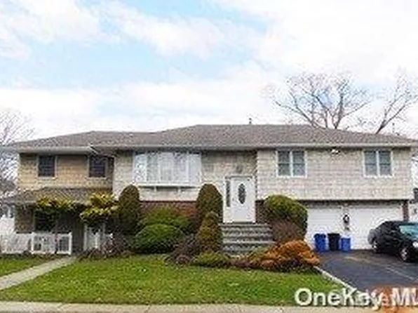 132 Wright Avenue, Deer Park, NY 11729