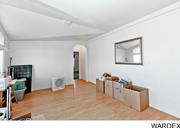3rd image of 4309 E Barker Dr