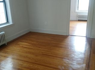 30-17 34th St #3B, Astoria, NY 11103