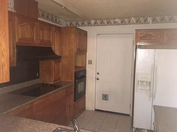 5th image of 441 Brookmeade Dr