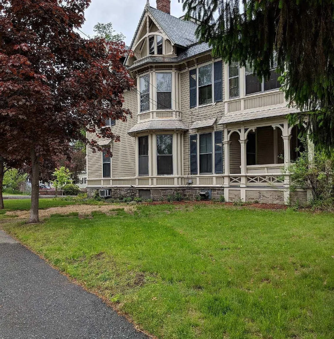 328 Wilder St — Photo 4