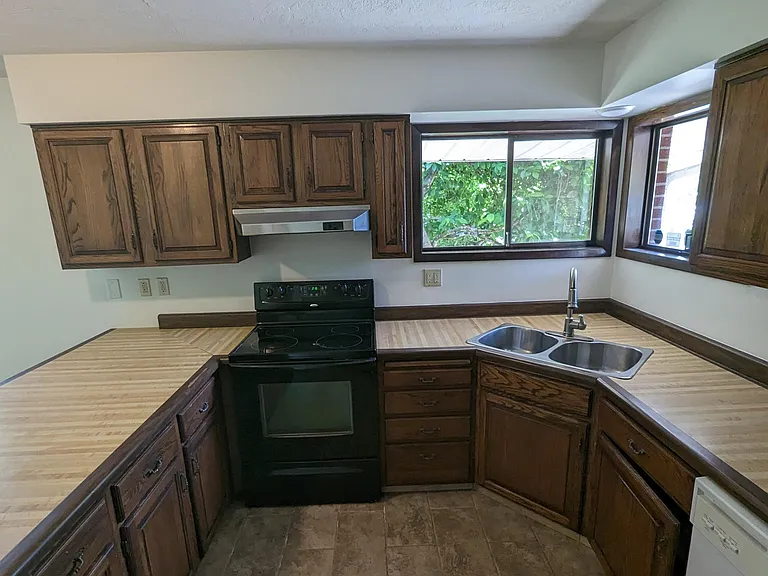 5109 SE 118th Ave — Photo 5