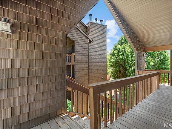 5th image of 5168 Hollow Wood Ct Unit D