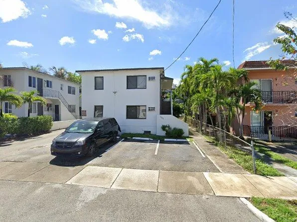 550 SW 10th St APT 7, Miami, FL 33130