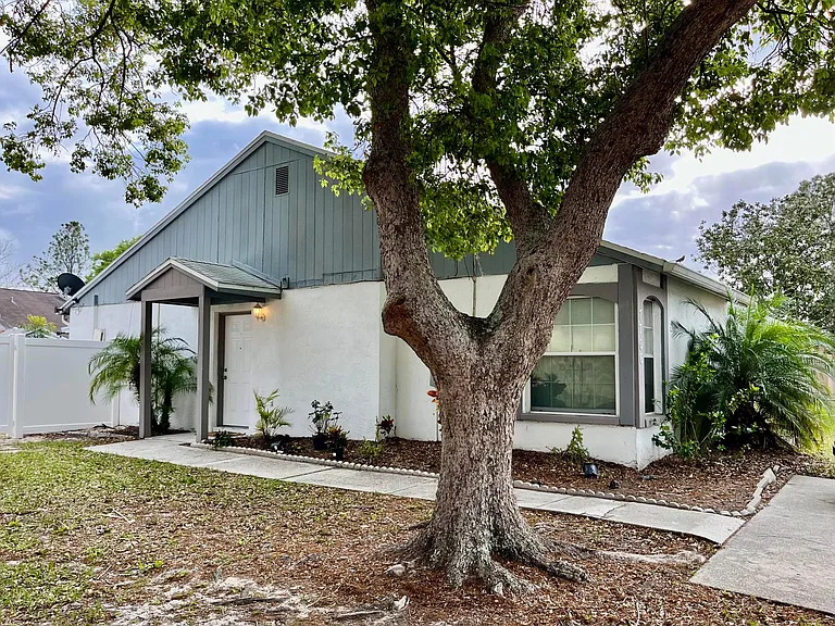 7706 Citrus Field Ct — Photo 1