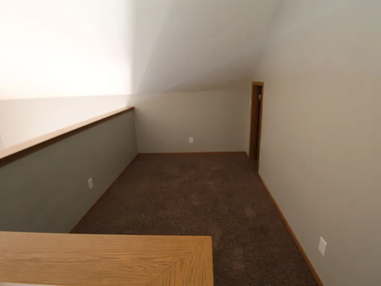 2217 N Hamilton St — Photo 16