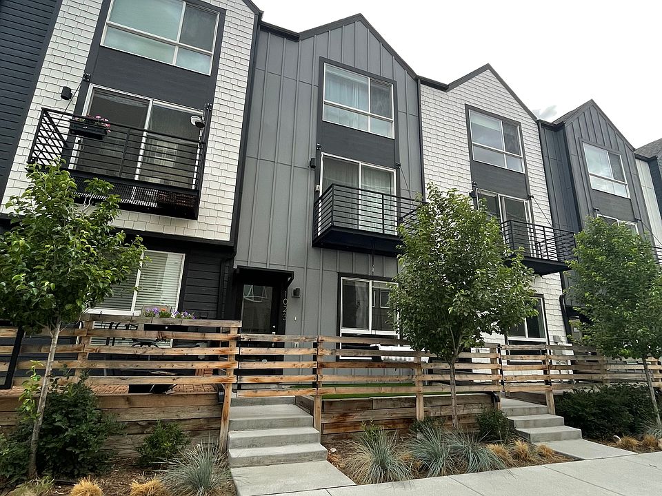Front entrance/porch