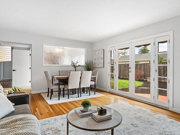 3rd image of 1628 Tahoe Drive