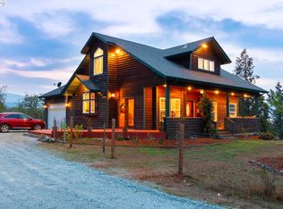 414 Hatfield Rd, Riddle, OR 97469