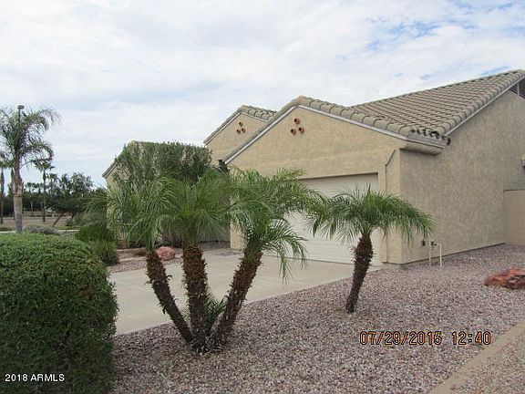 3rd image of 50 E Betsy Ln