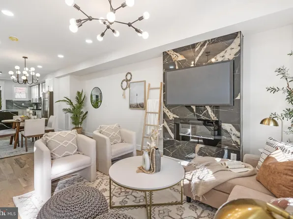 2218 W Saratoga St, Baltimore, MD 21223