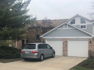 1221 Ranchview Ct, Buffalo Grove, IL 60089