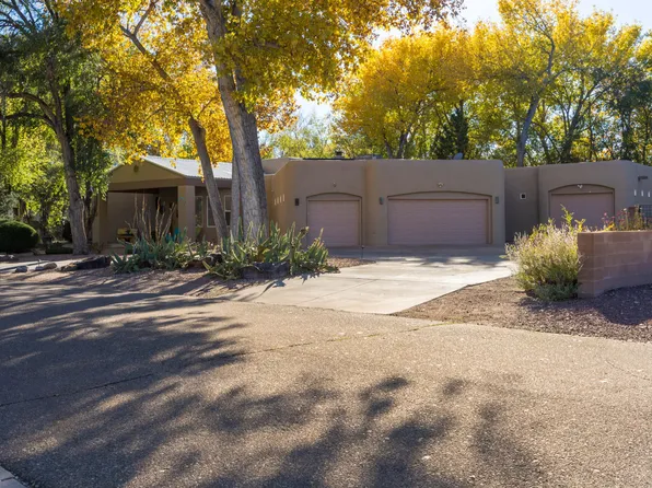 235 Bazan Loop, Corrales, NM 87048