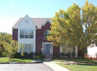 1341 Crossings Ct UNIT B, Ballwin, MO