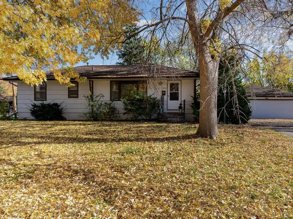 7200 Janell Ave N, Brooklyn Park, MN 55428