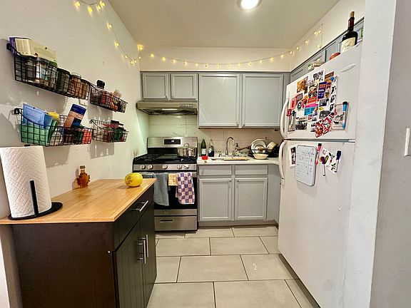 4th image of 43 Maspeth Ave #2