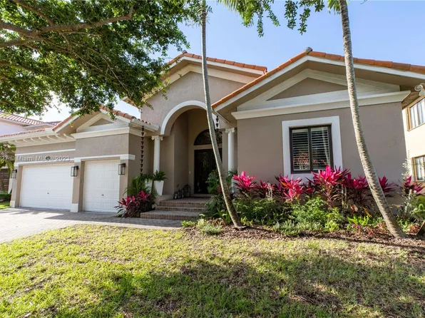 7914 SW 194th St, Cutler Bay, FL 33157