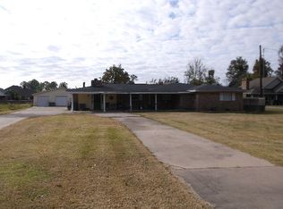 302 Stapper St, Bridge City, TX 77611